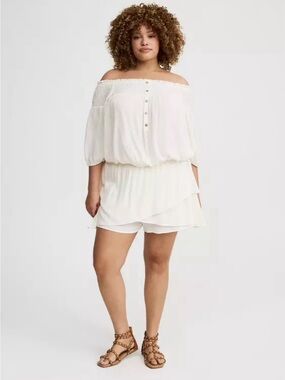 Torrid Crinkle Gauze Off Shoulder Top Whisper White Size 0/12